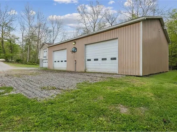 114 Jefferson Dr #2, Fayette City, PA 15438