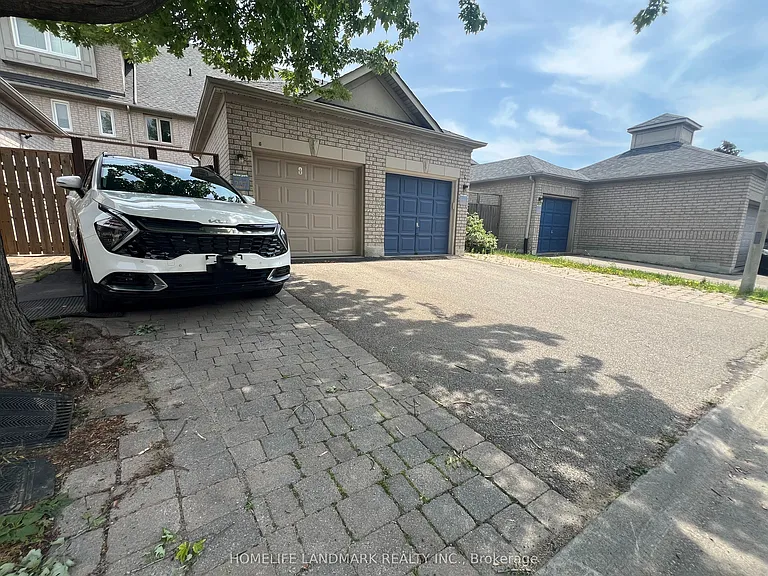 8 Baffin Ct — Photo 15