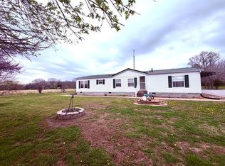 22987 N Post Oak Ln, Walnut Hill, IL 62893