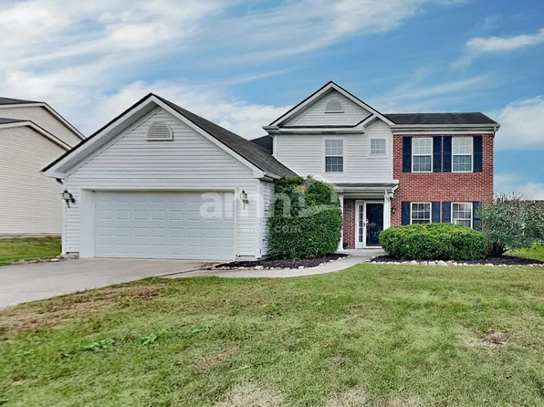 13611 Stone Haven Dr, Carmel, IN 46033