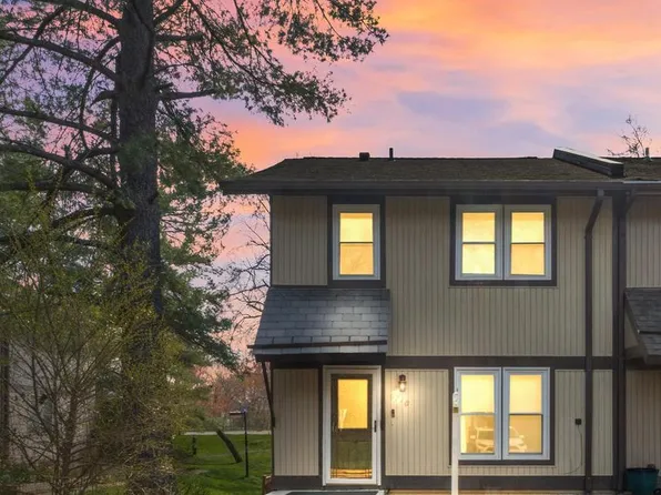 9710 Ashbourn Dr, Burke, VA 22015