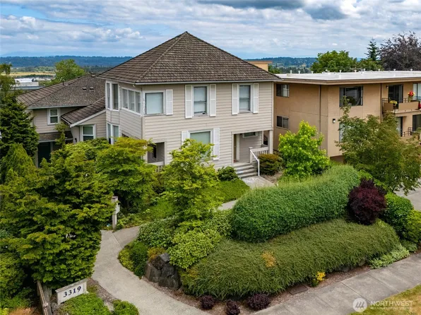 3319 Oakes Avenue #1.4, Everett, WA 98201