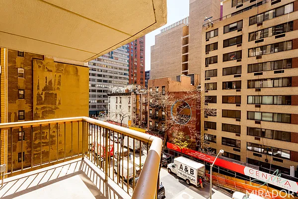 Rented by Mirador Real Estate | media 6