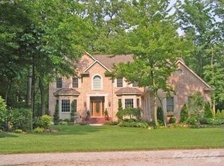 121 Stags Leap Ct, Niles, MI 49120