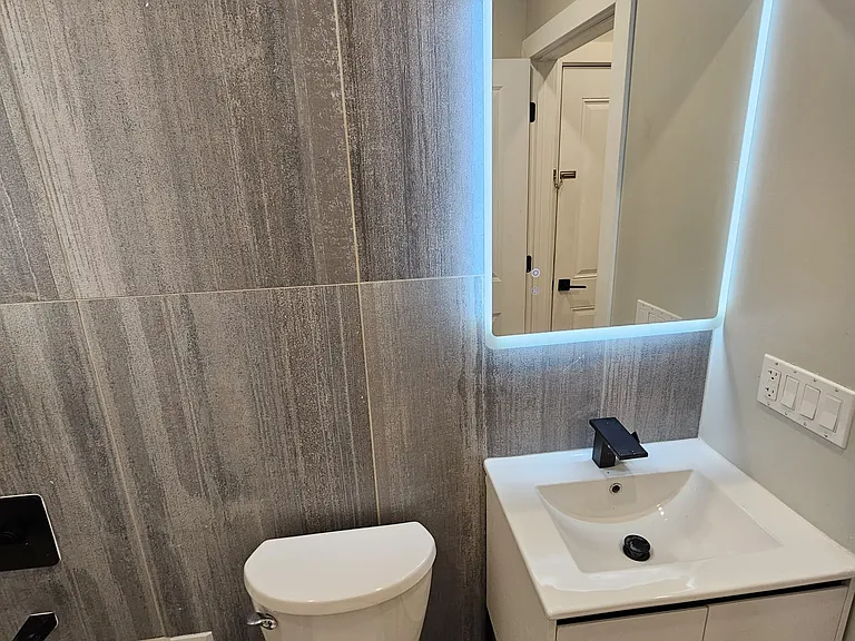 101 Fabyan Pl #1 — Photo 22