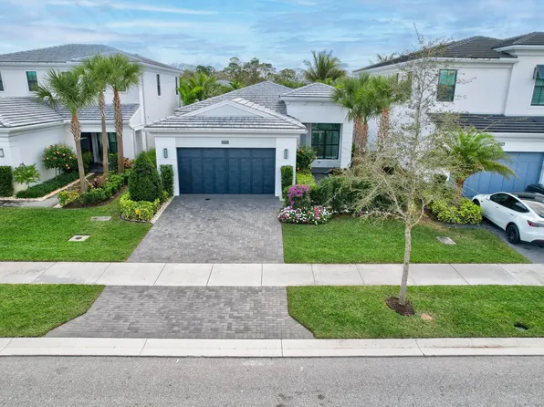 13710 Artisan Cir, Palm Beach Gardens, FL 33418