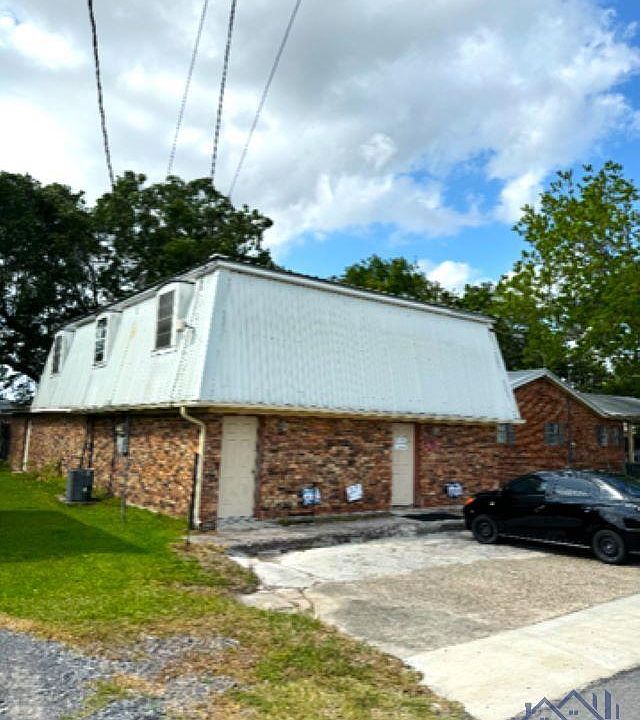 1st image of 601 Osage St