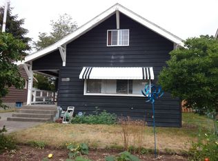 3906 SW Kenyon St, Seattle, WA 98136