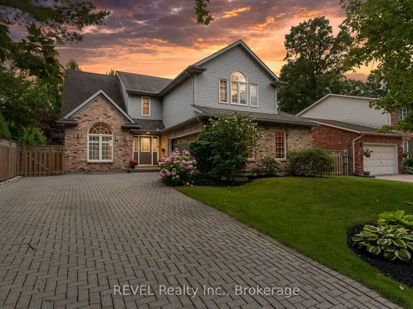 78 Sovereign Dr, Saint Catharines, ON L2T 1Z7