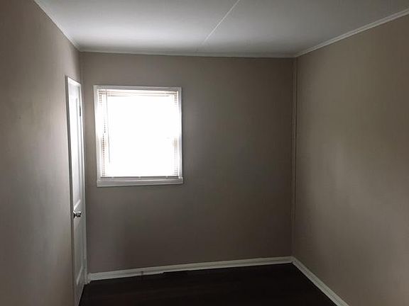 4th image of 1825 Catalpa Ave