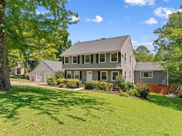 1212 Covie Dr, Dalton, GA 30720
