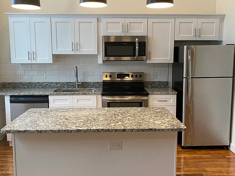 Imperial Lofts — Photo 18