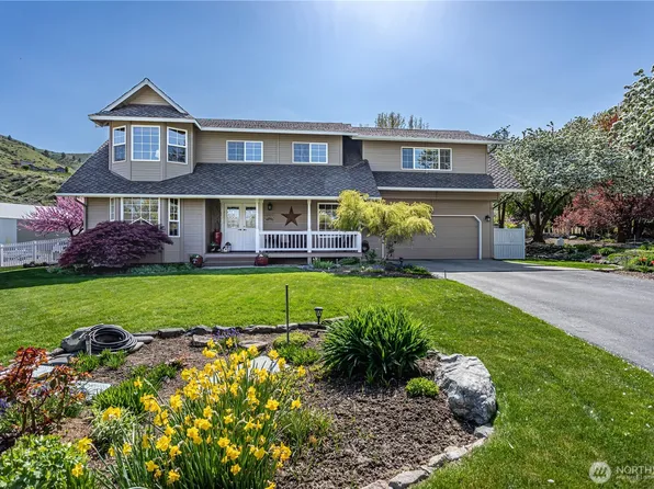 2027 Skyline Drive, Wenatchee, WA 98801