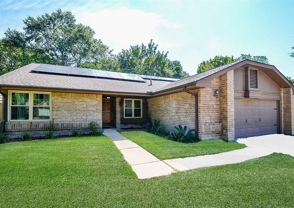 1st image of 5318 Pine Cliff Dr