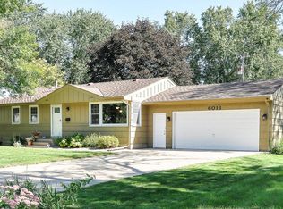 6016 Sumter Ave N, New Hope, MN 55428