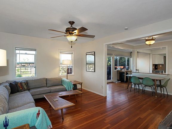 3rd image of 4906 Lantana Dr