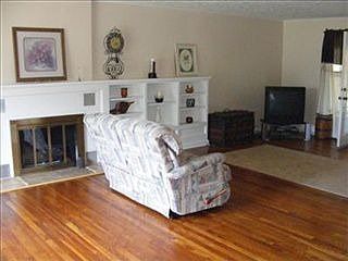 4th image of 17 Parkview Dr