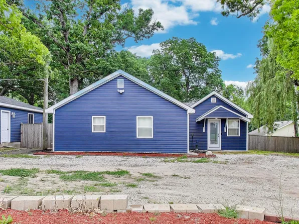 43173 N Lake Ave, Antioch, IL 60002