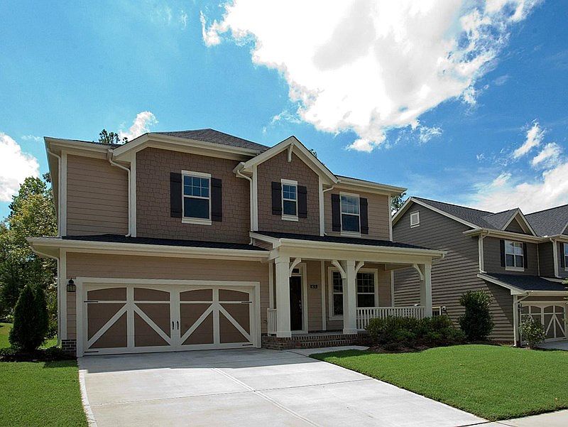 The Longbury - A Exterior