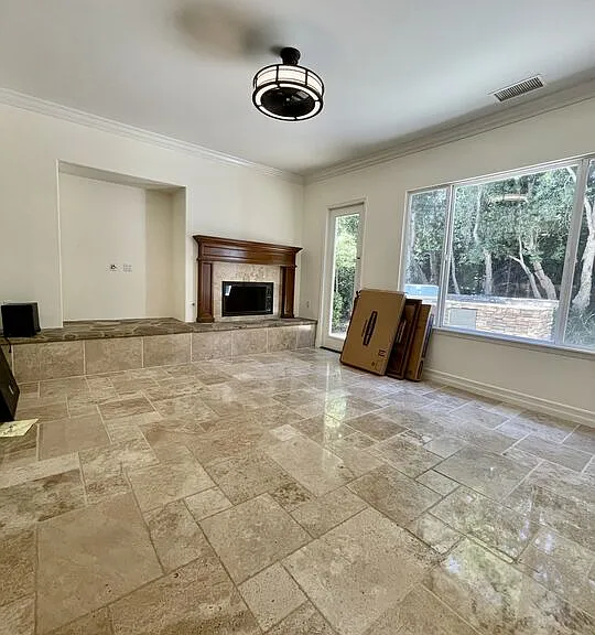 991 Deerhill Rd — Photo 7