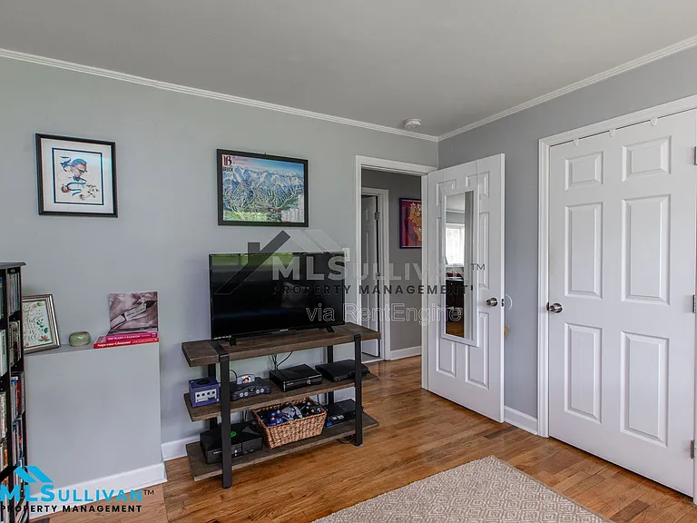 1021 Sedgefield St — Photo 20