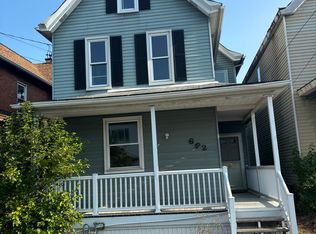 662 6th St, Pitcairn, PA 15140