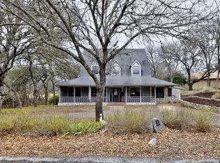 12 Country Ln, Wimberley, TX 78676