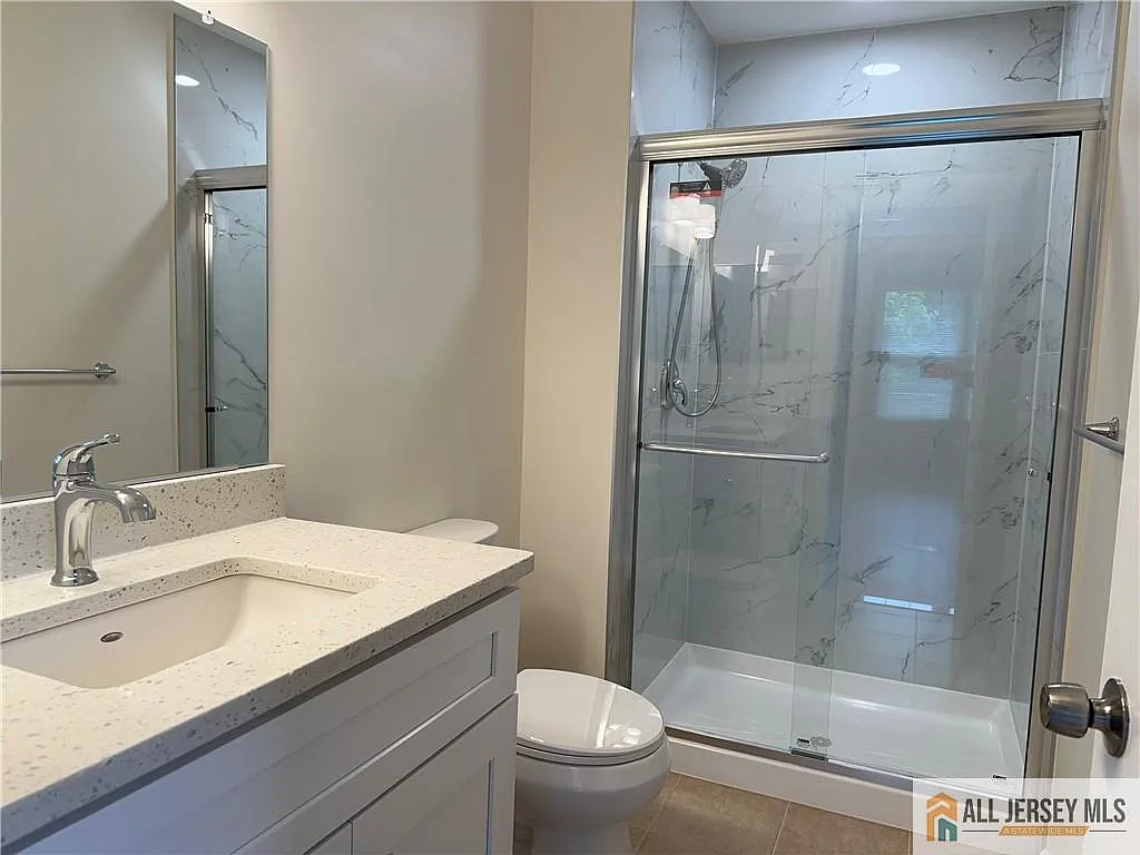 Building Photo - 48 Crabapple Ln #238