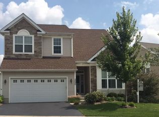 3854 Valhalla Dr, Elgin, IL 60124