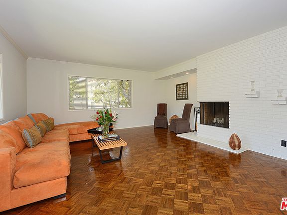 4th image of 103 N Norton Ave