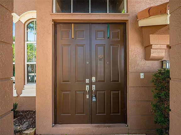 5th image of 16891 SW 49th Court