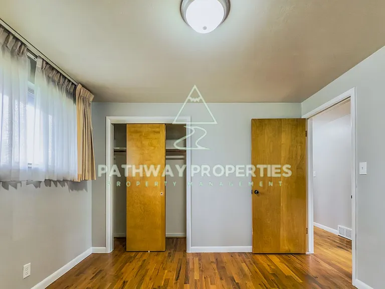 518 Vickie Ln — Photo 12