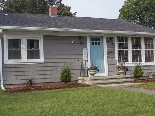 40 Grant St, Taunton, MA 02780