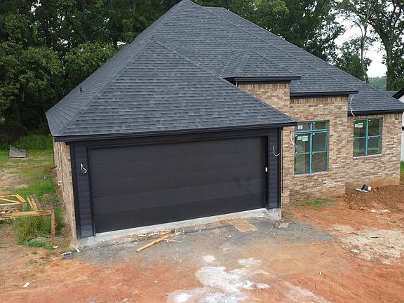 3rd image of 18 Avondale Rd