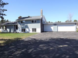 1387 M28 E, Marquette, MI 49855