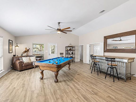 4th image of 127 Terrace Ln