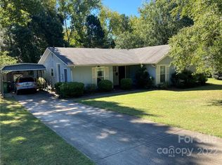 8623 Timbercrest Cir, Charlotte, NC 28226
