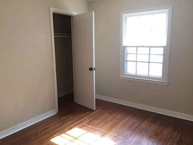 3417 Pioneer St — Photo 8