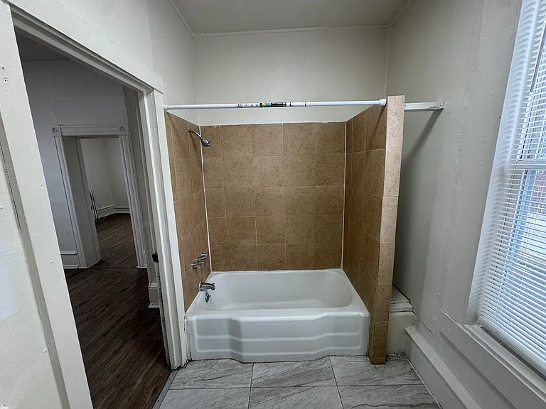 3068 River Ave #B — Photo 9