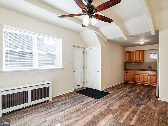 3rd image of 1854 S Carlisle St #2