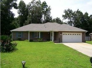 5867 Cindy Ln, Milton, FL 32570