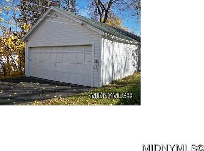 3rd image of 1631 Brinckerhoff Ave