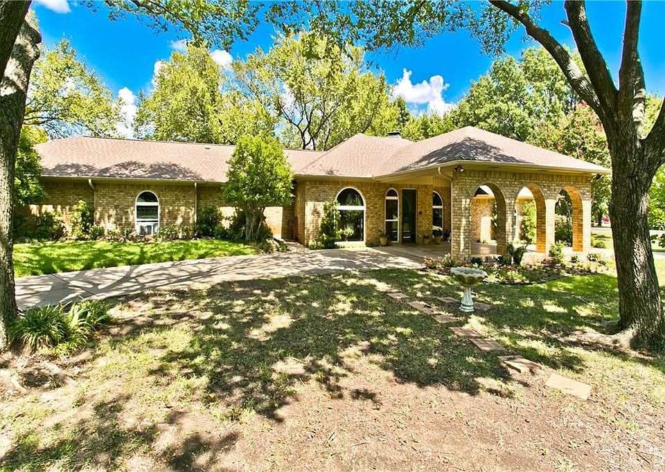 1st image of 4412 Meadow Hl