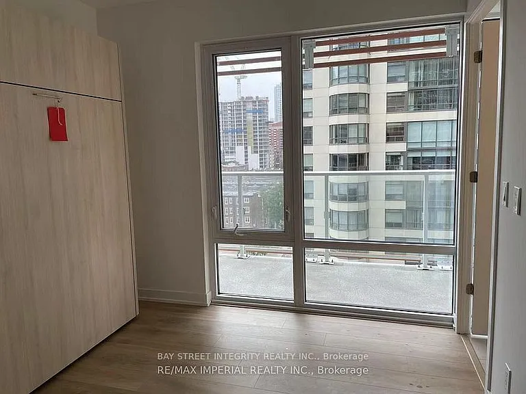 18 Maitland Ter #1312 — Photo 5