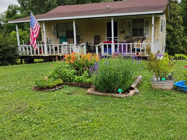 508 Pineywood Dr, Ringgold, GA 30736