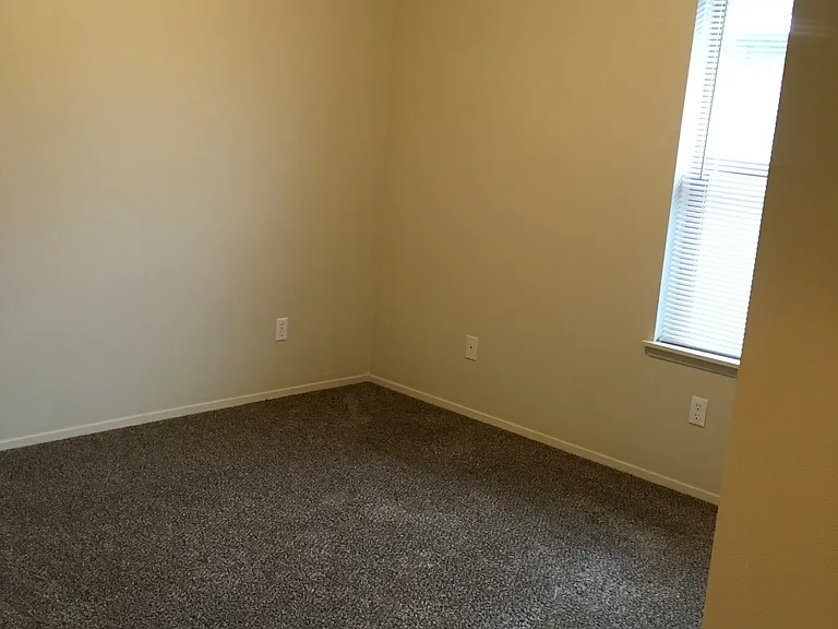 3071 NE Weddell Rd #2 — Photo 9