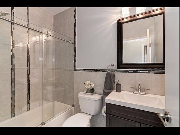 3rd image of 16 Corbin Ave Unit 1