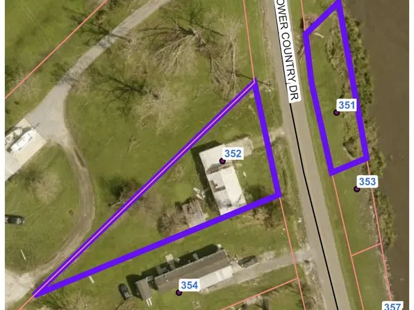 352 Lower Country Dr, Bourg, LA 70343