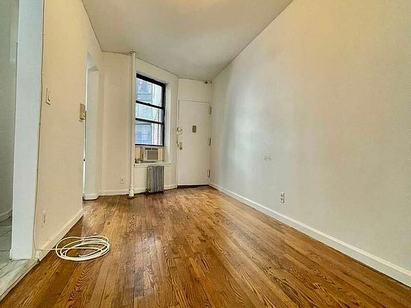 2nd image of 507 E 73rd St #15