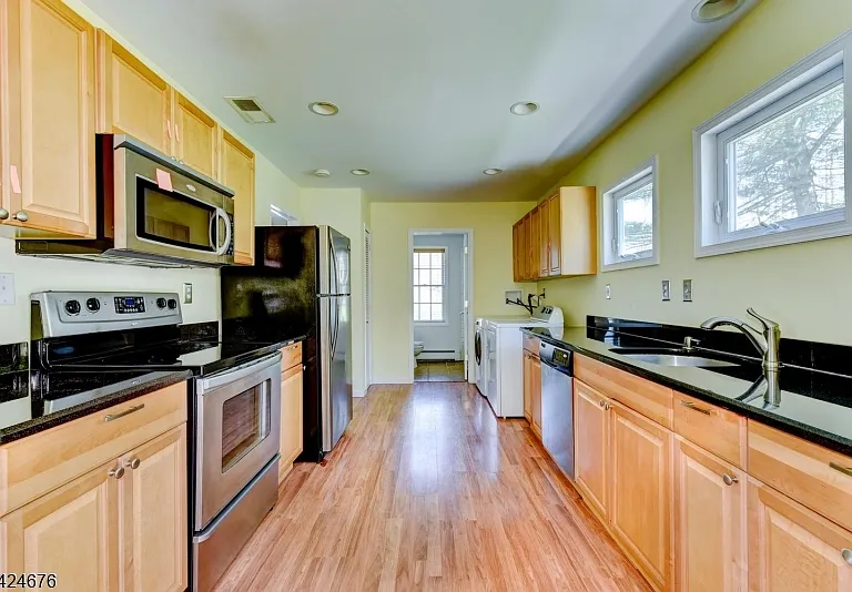 64 Hilltop Trl — Photo 15